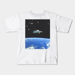 Deep feeling of fly Kids T-Shirt